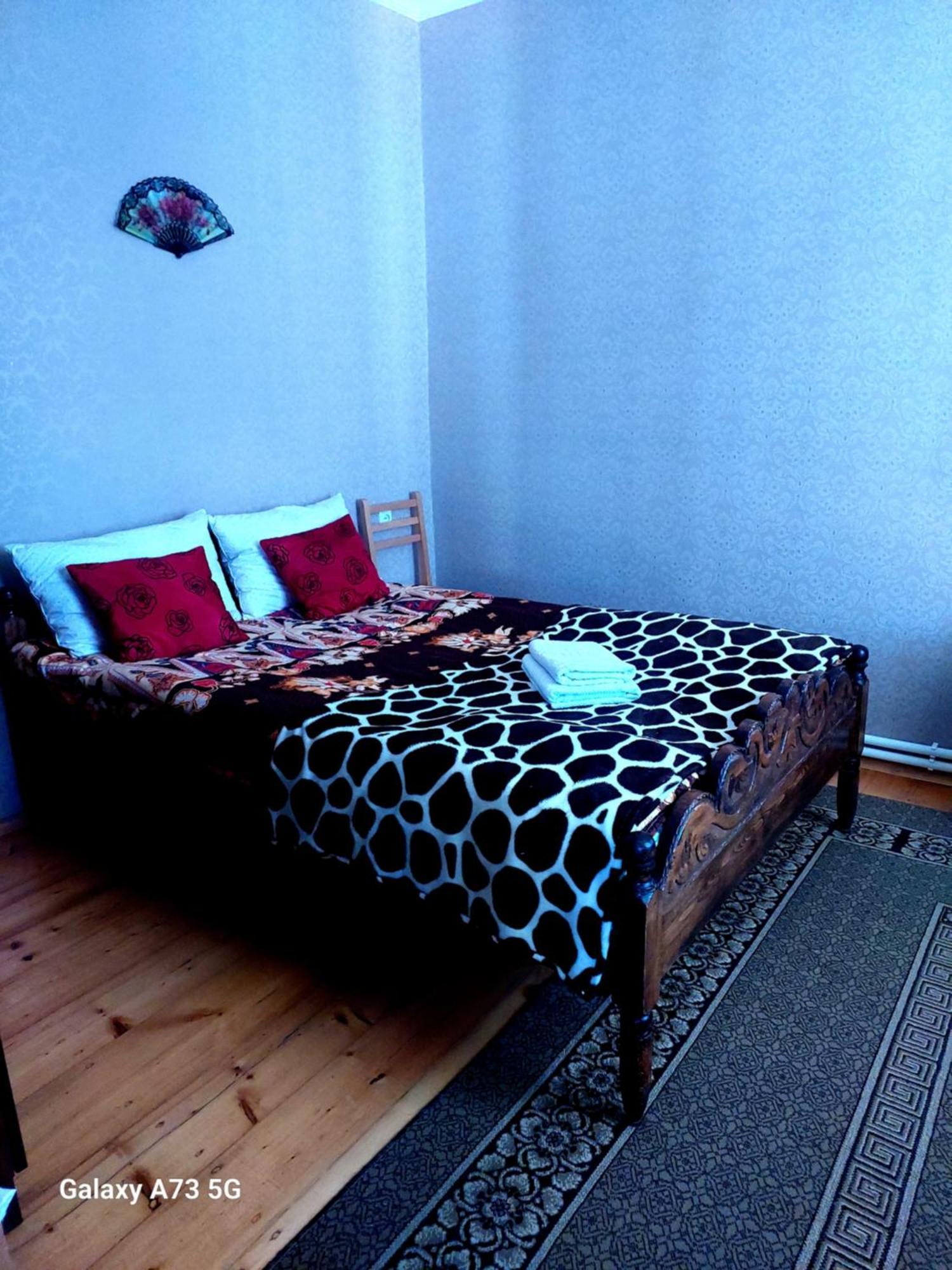 Guest House Lela Rezo Kazbegi Ngoại thất bức ảnh