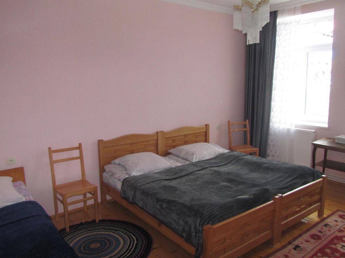 Guest House Lela Rezo Kazbegi Ngoại thất bức ảnh
